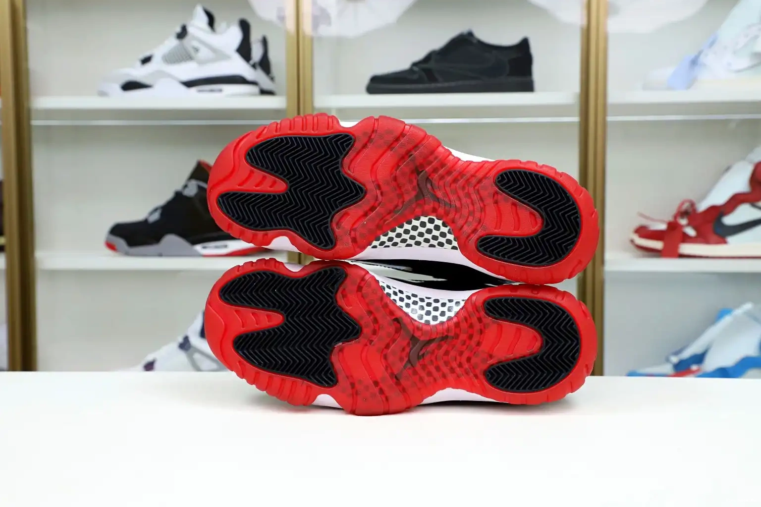 Kimikick RETRO 'BRED' AIR 11 JORDAN 2019 0516